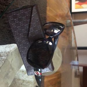 Gucci glasses with the case